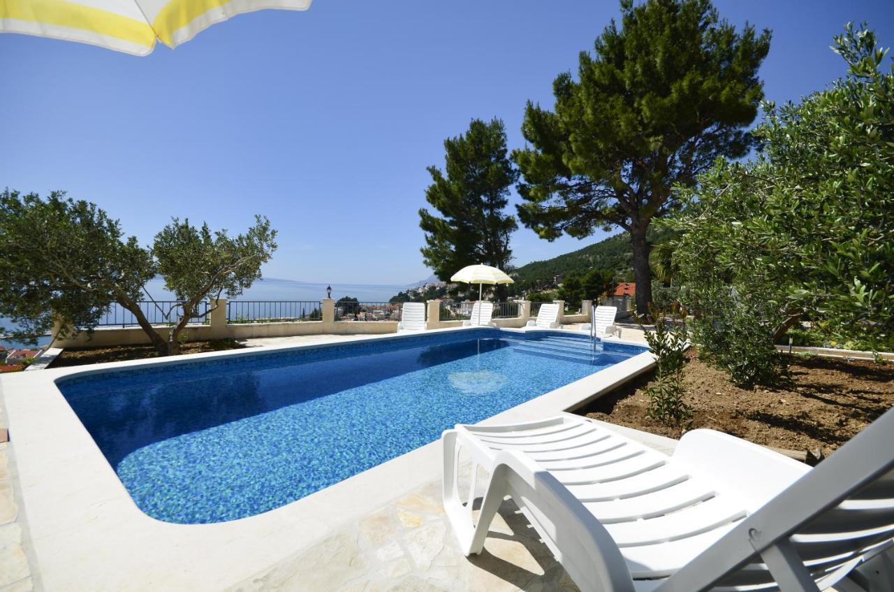 Family Friendly Apartments With A Swimming Pool Baska Voda, Makarska - 12442 Zewnętrze zdjęcie